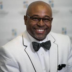 Meet your Posher, Curtiss